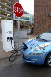 شارژ خودروهای برقی، چقدر زمان و خرج نیاز دارد